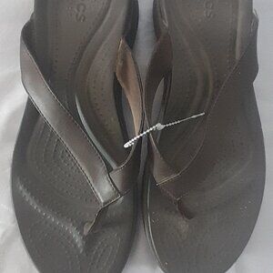 CROCS MENS BROWN SANDALS WITH LEATHER STRAP SIZE 10
